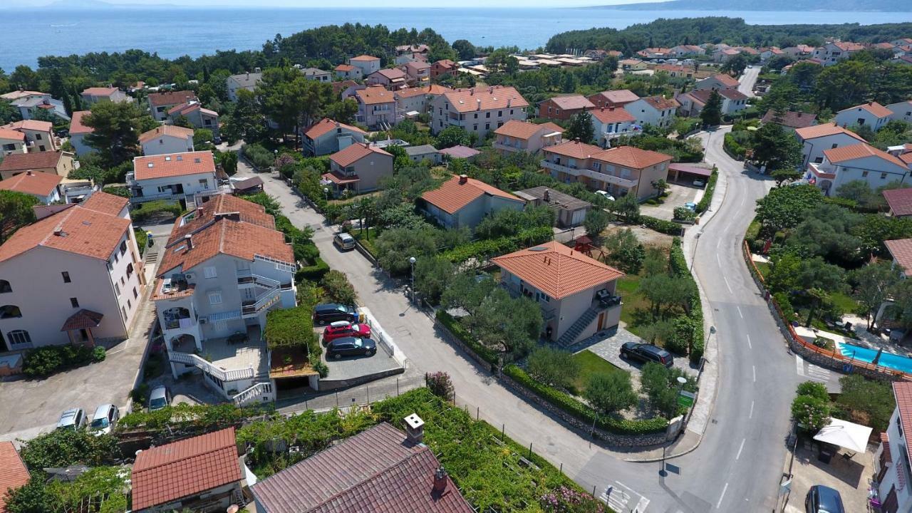 Apartman Maslina Кърк Екстериор снимка